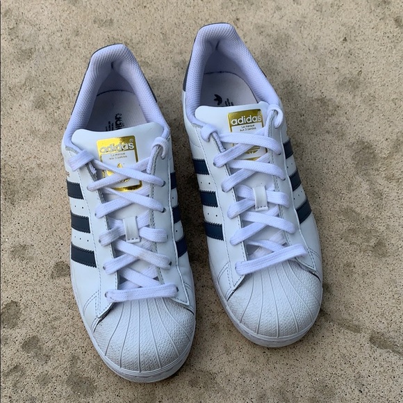 adidas superstar grey stripes